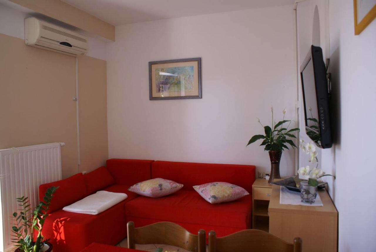 Apartment Nevenka Krk Town Buitenkant foto